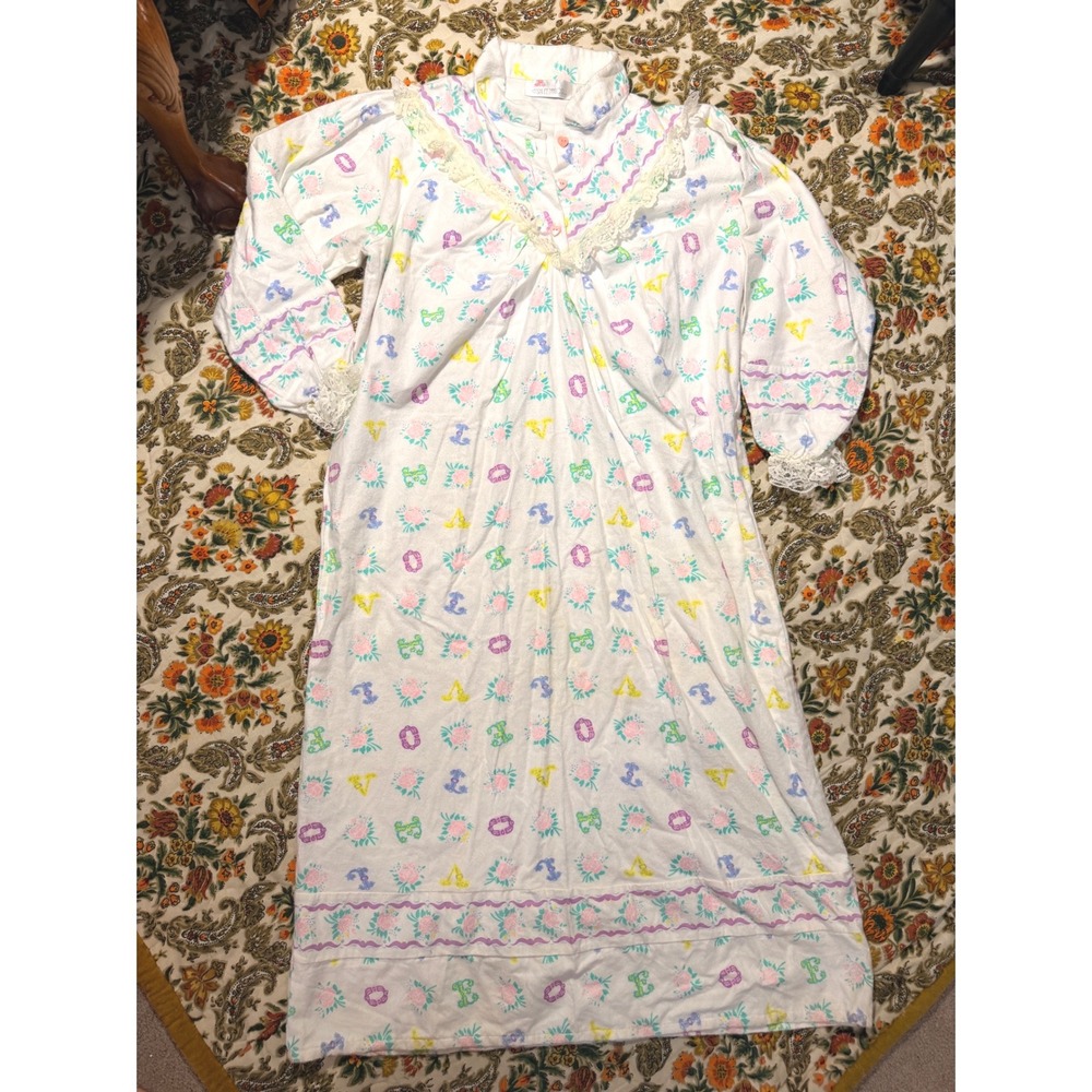 Vintage 90s 100 Cotton Flannel Nightgown White Floral Love Heart Buttons M